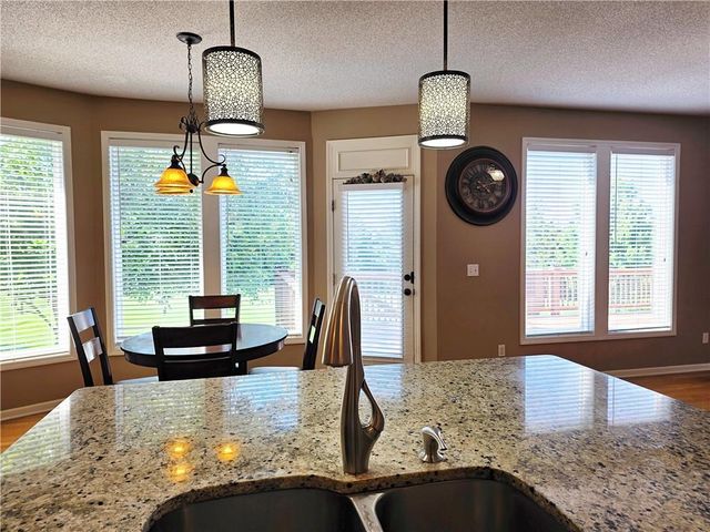 23884 W 124th Court, Olathe, KS 66061