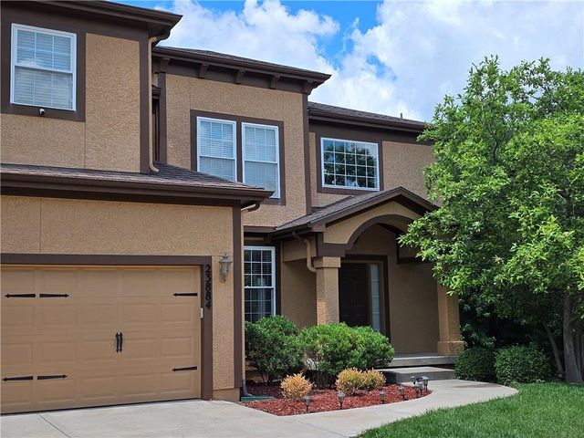23884 W 124th Court, Olathe, KS 66061
