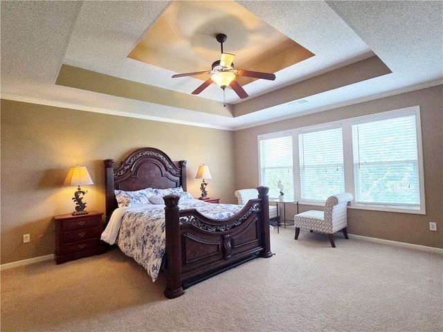 23884 W 124th Court, Olathe, KS 66061