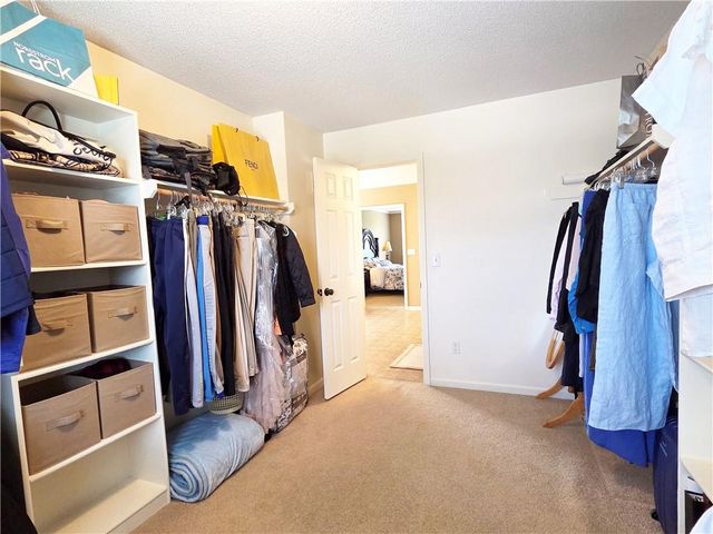 23884 W 124th Court, Olathe, KS 66061