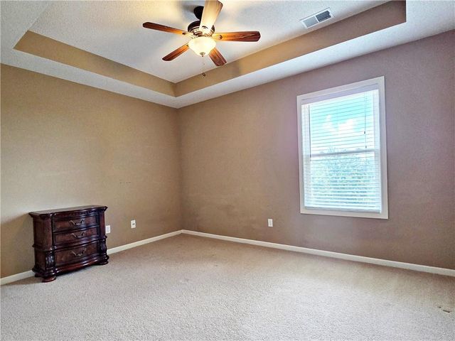 23884 W 124th Court, Olathe, KS 66061