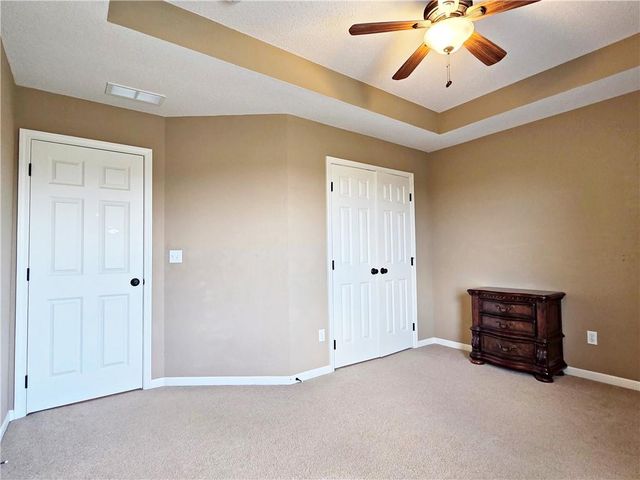 23884 W 124th Court, Olathe, KS 66061
