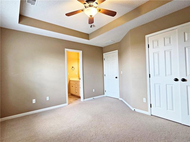 23884 W 124th Court, Olathe, KS 66061