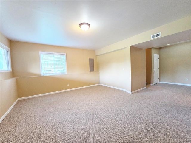23884 W 124th Court, Olathe, KS 66061