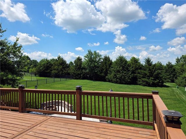 23884 W 124th Court, Olathe, KS 66061