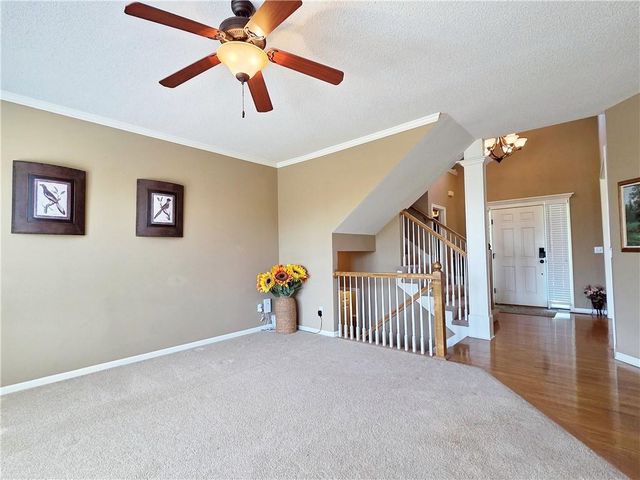 23884 W 124th Court, Olathe, KS 66061