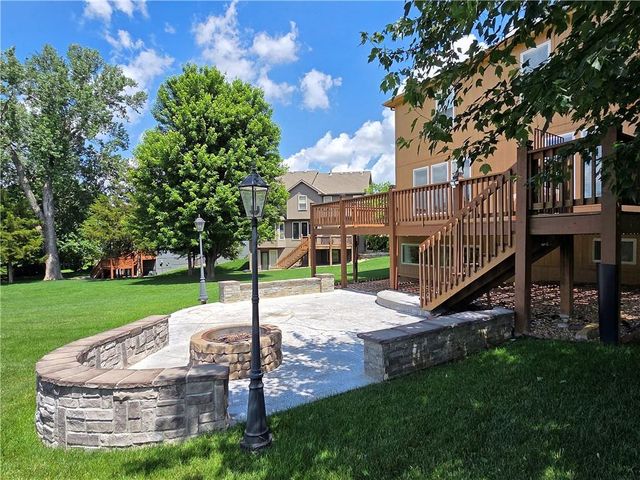 23884 W 124th Court, Olathe, KS 66061