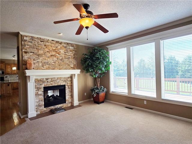 23884 W 124th Court, Olathe, KS 66061