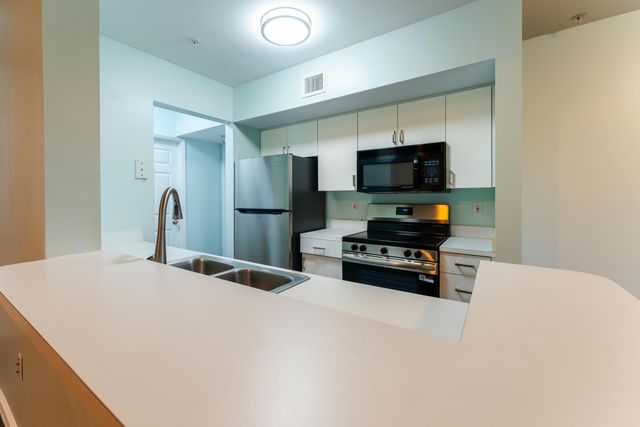 236 Village Boulevard 1304, Tequesta, FL 33469