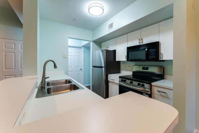 236 Village Boulevard 1304, Tequesta, FL 33469