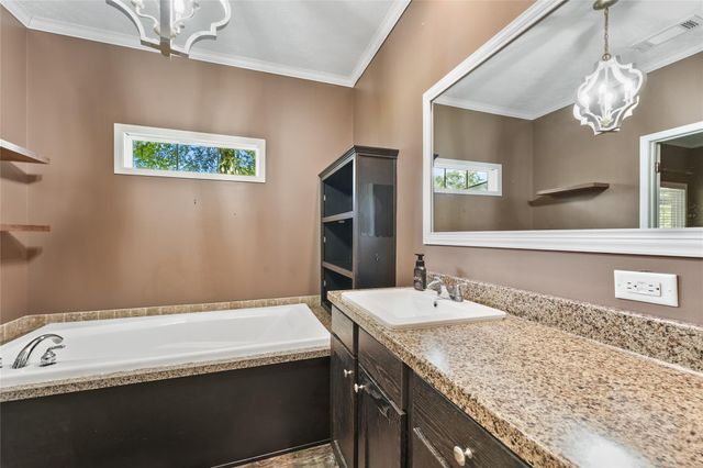 8277 S Wind Street, Lumberton, TX 77657