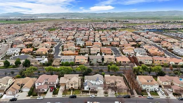 310 Ashlee Avenue, Mountain House, CA 95391