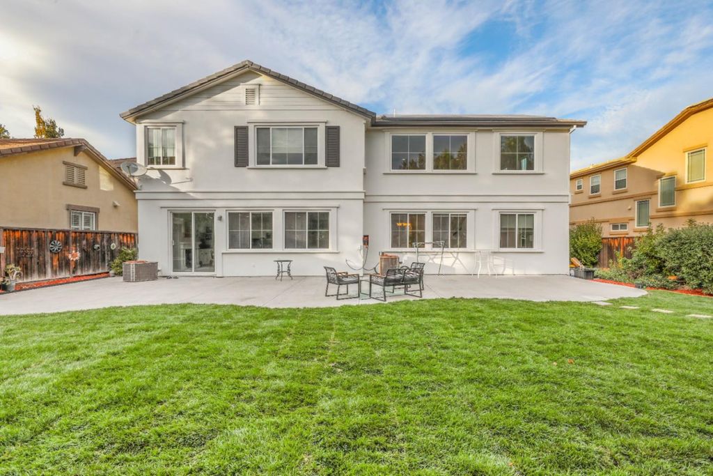 310 Ashlee Avenue, Mountain House, CA 95391