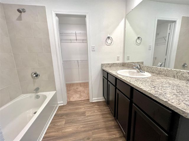 4130 Trail De Paris, New Braunfels, TX 78132