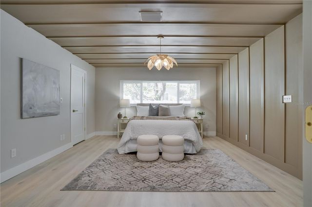 4545 25TH AVENUE N, St Petersburg, FL 33713