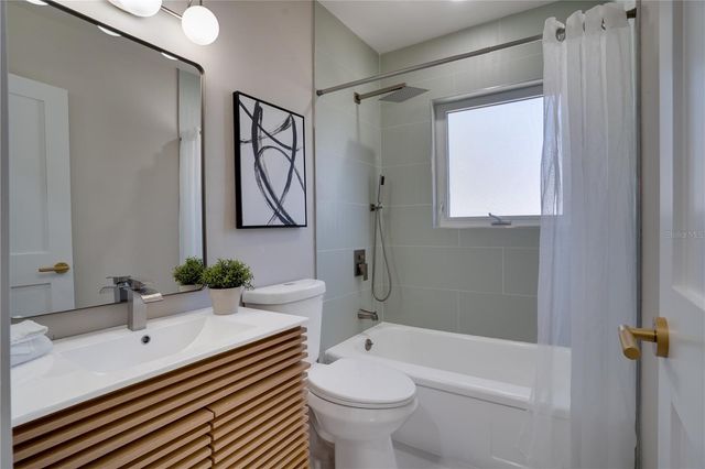 4545 25TH AVENUE N, St Petersburg, FL 33713