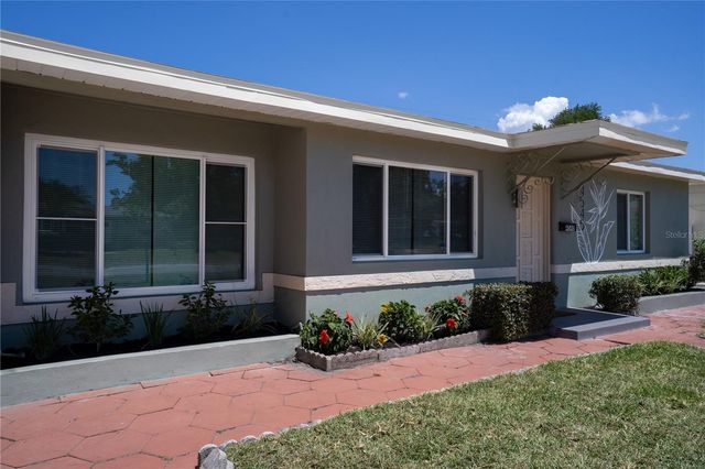 4545 25TH AVENUE N, St Petersburg, FL 33713