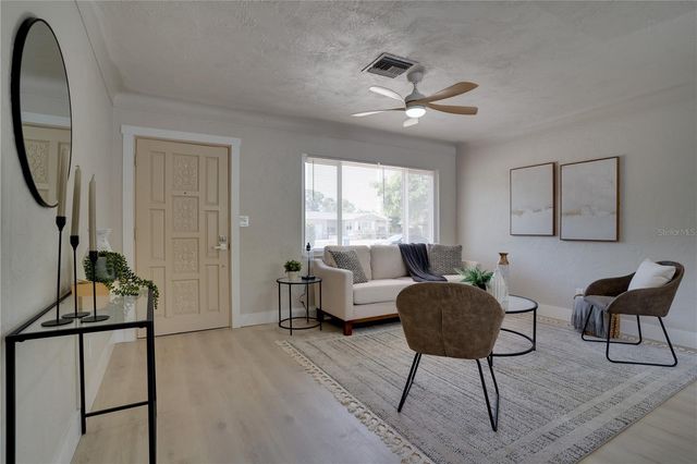 4545 25TH AVENUE N, St Petersburg, FL 33713