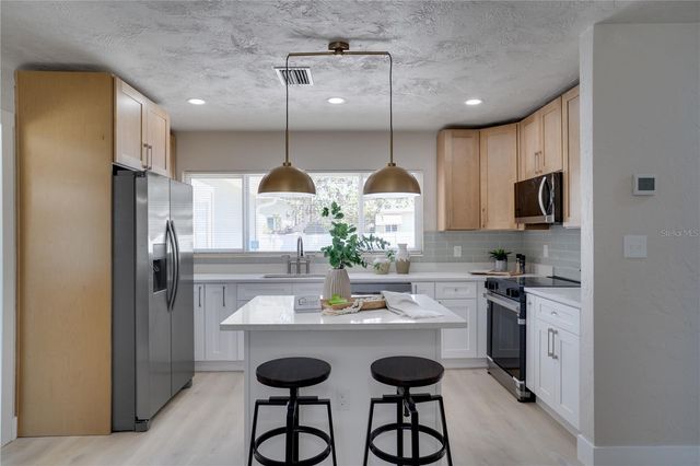 4545 25TH AVENUE N, St Petersburg, FL 33713