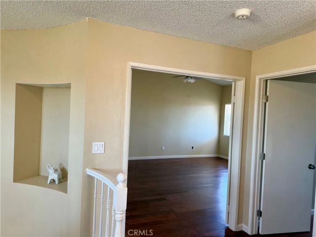 15620 Smoke Tree Street, Hesperia, CA 92345