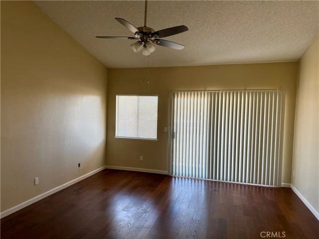 15620 Smoke Tree Street, Hesperia, CA 92345