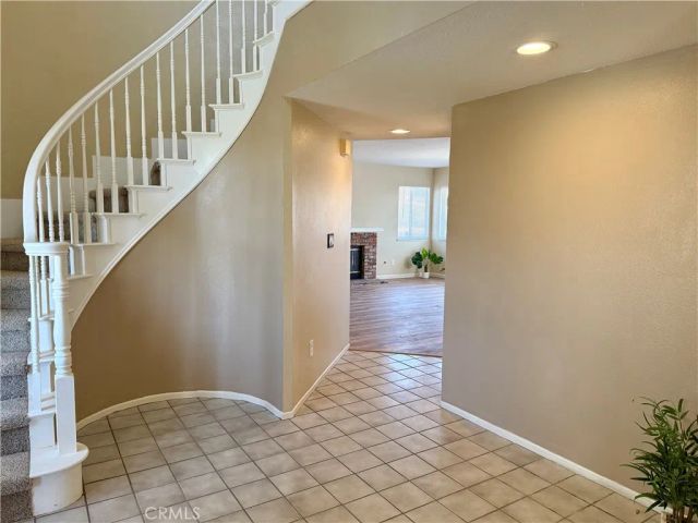 15620 Smoke Tree Street, Hesperia, CA 92345