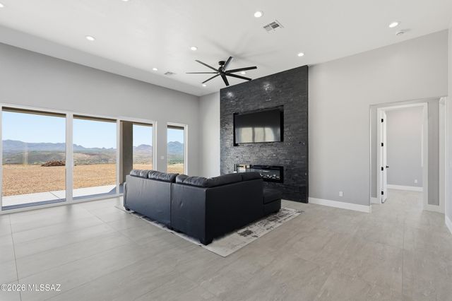 188 Vereda Cabrilla Lane, Rio Rico, AZ 85648