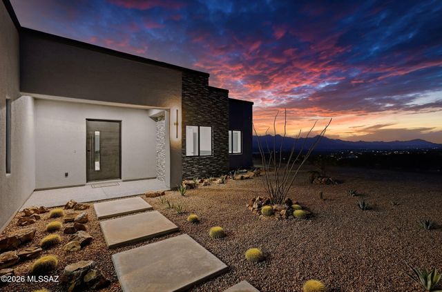 188 Vereda Cabrilla Lane, Rio Rico, AZ 85648
