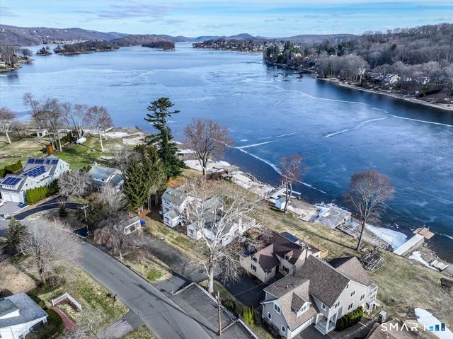 19 Cedar Drive, Danbury, CT 06811