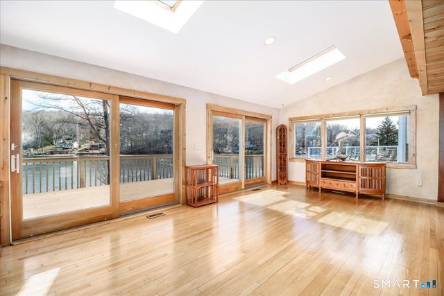 19 Cedar Drive, Danbury, CT 06811