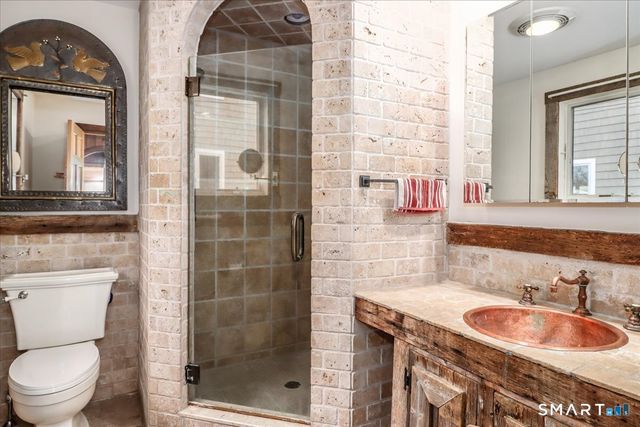 19 Cedar Drive, Danbury, CT 06811