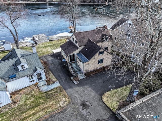 19 Cedar Drive, Danbury, CT 06811