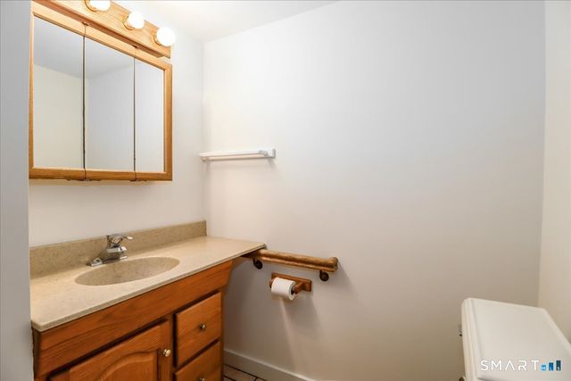 19 Cedar Drive, Danbury, CT 06811