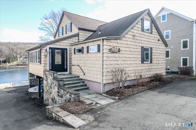 19 Cedar Drive, Danbury, CT 06811