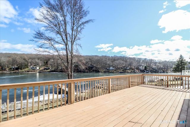 19 Cedar Drive, Danbury, CT 06811