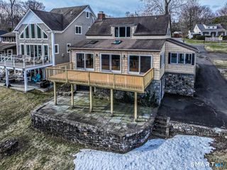 19 Cedar Drive, Danbury, CT 06811