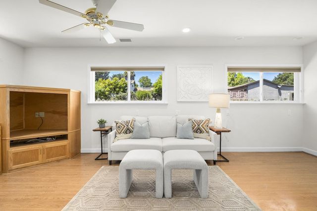 1028 Western Drive, Santa Cruz, CA 95060
