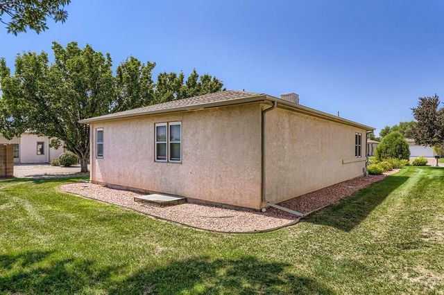 450 S Soaring Eagle Dr, Pueblo West, CO 81007