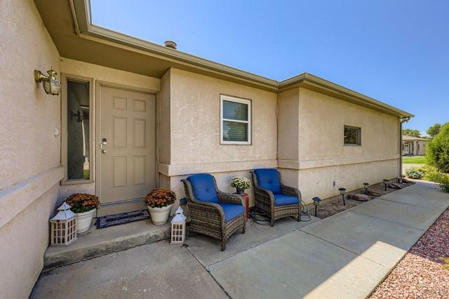 450 S Soaring Eagle Dr, Pueblo West, CO 81007