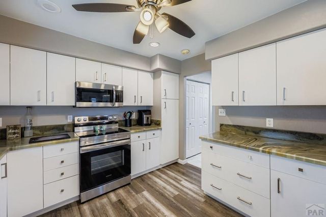 450 S Soaring Eagle Dr, Pueblo West, CO 81007