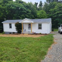 363 Muse Field RD, Rocky Mount, VA 24151