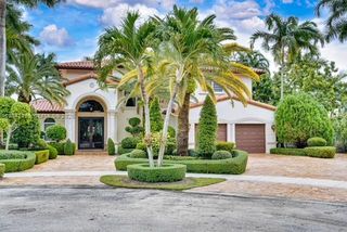 15763 NW 80th Avenue, Miami Lakes, FL 33016