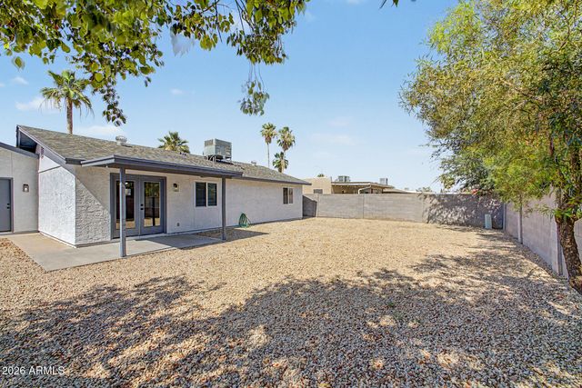 2525 E INVERNESS Avenue, Mesa, AZ 85204