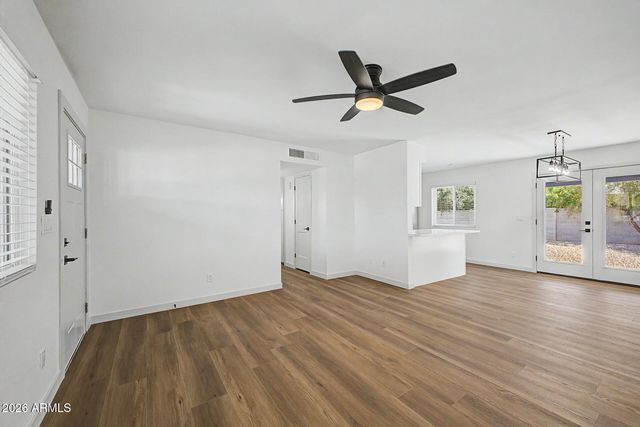 2525 E INVERNESS Avenue, Mesa, AZ 85204