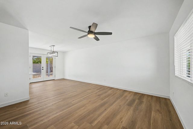 2525 E INVERNESS Avenue, Mesa, AZ 85204