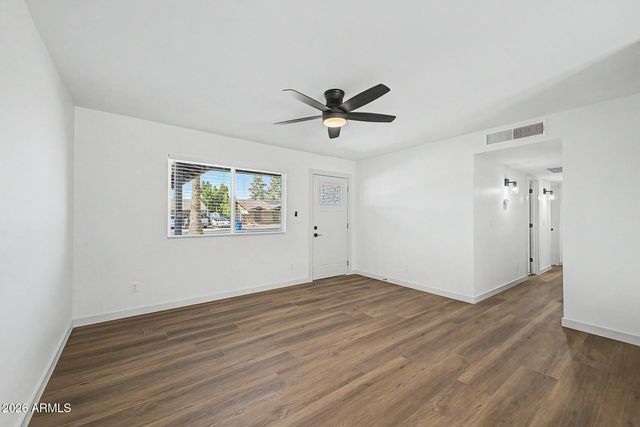 2525 E INVERNESS Avenue, Mesa, AZ 85204