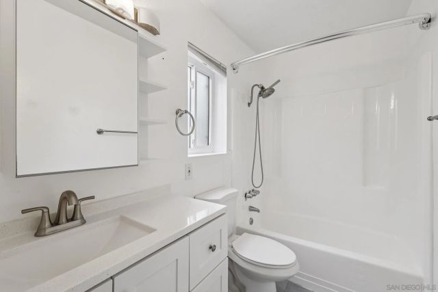 8220 Vincetta Dr 26, La Mesa, CA 91942