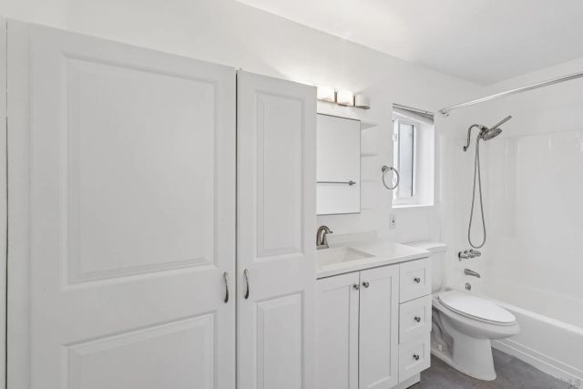 8220 Vincetta Dr 26, La Mesa, CA 91942