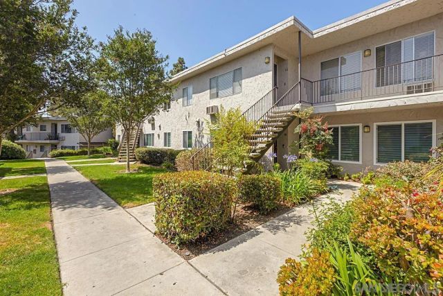 8220 Vincetta Dr 26, La Mesa, CA 91942