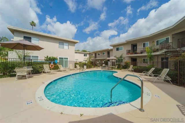 8220 Vincetta Dr 26, La Mesa, CA 91942